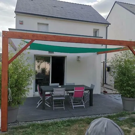 Maison De Recente Avec Jardin Et Parking * 앙세니스