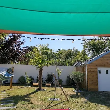 Maison De Recente Avec Jardin Et Parking